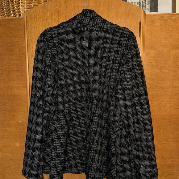 Coldwater Creek shawl collar jacket. Sweater like material. - Picture 4 of 5